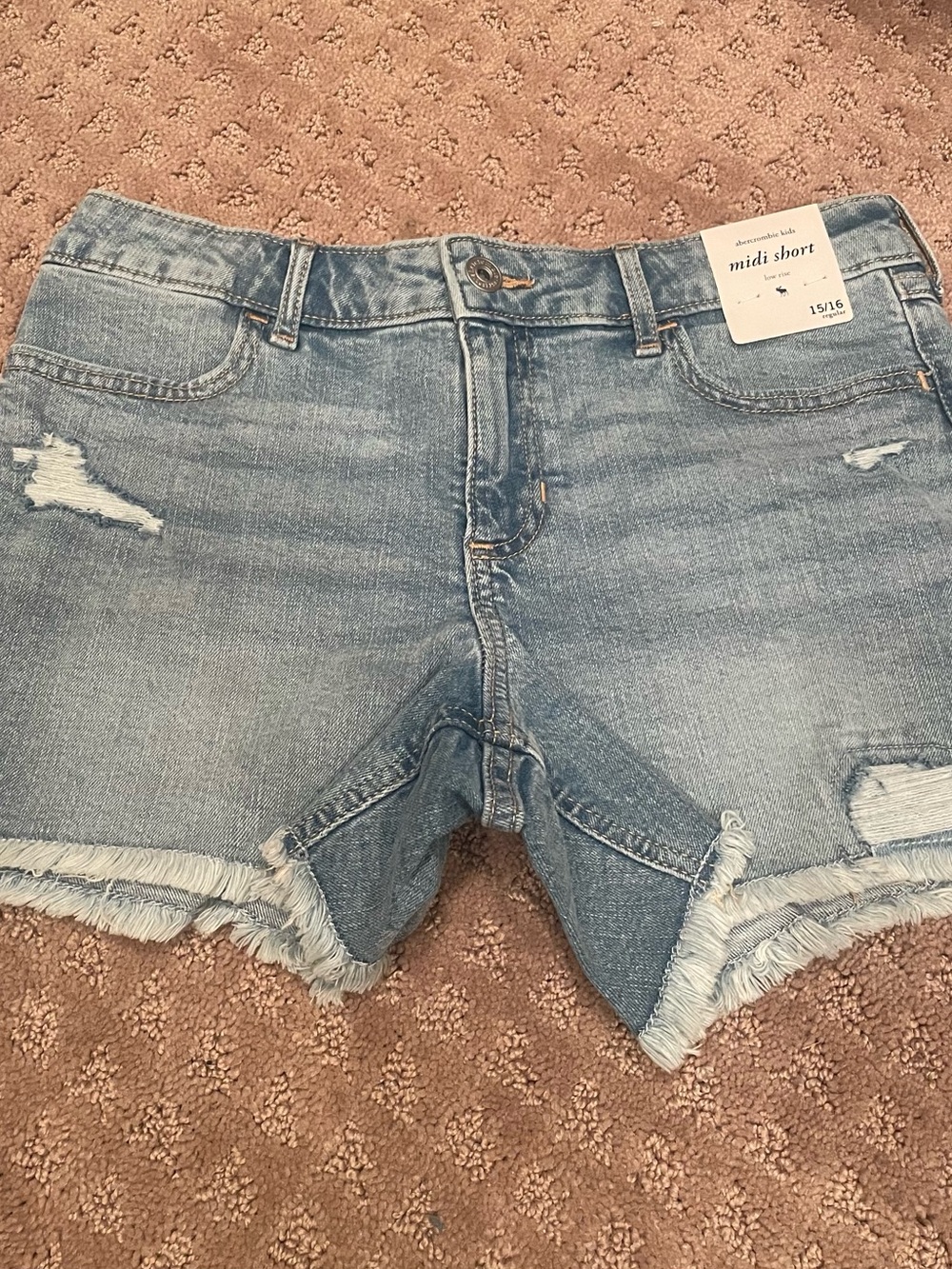 abercrombie kids light blue frayed denim midi shorts / Never Worn